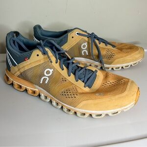 Peach/ Gray OnClouds Running Women’s Tennis Shoe